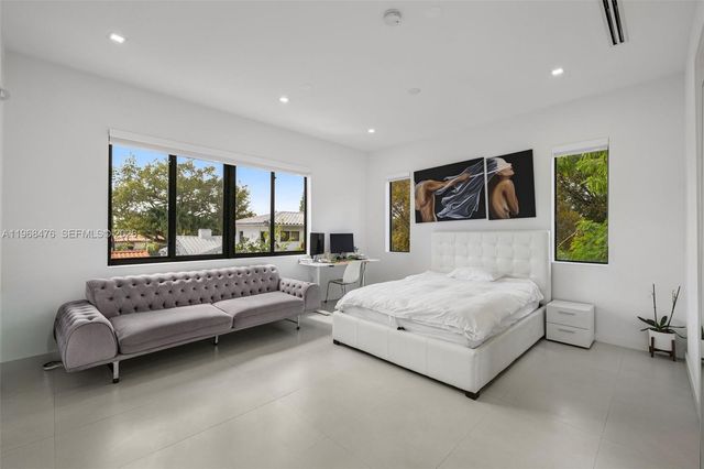 442 SW 15th Rd, Miami, FL 33129