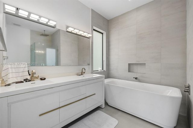 442 SW 15th Rd, Miami, FL 33129