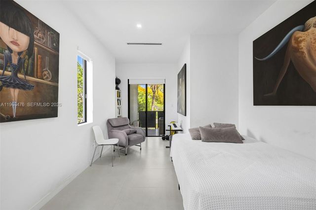 442 SW 15th Rd, Miami, FL 33129