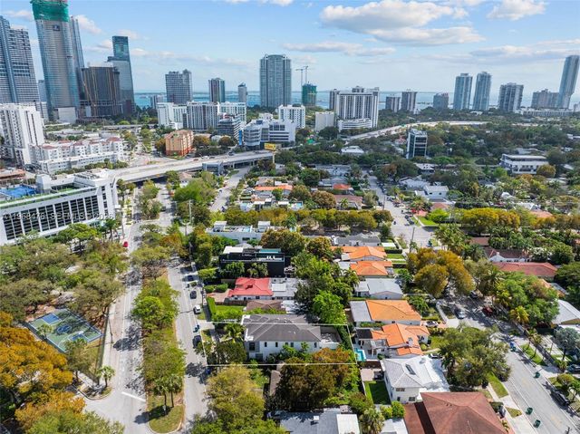 442 SW 15th Rd, Miami, FL 33129