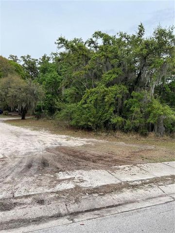 2330 HARLEM AVENUE, Leesburg, FL 34748
