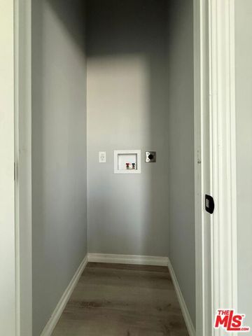 15964 Gault Street, Los Angeles, CA 91406