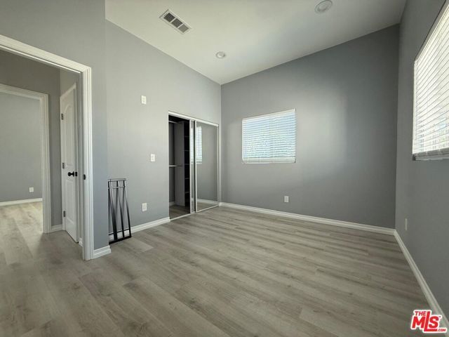 15964 Gault Street, Los Angeles, CA 91406