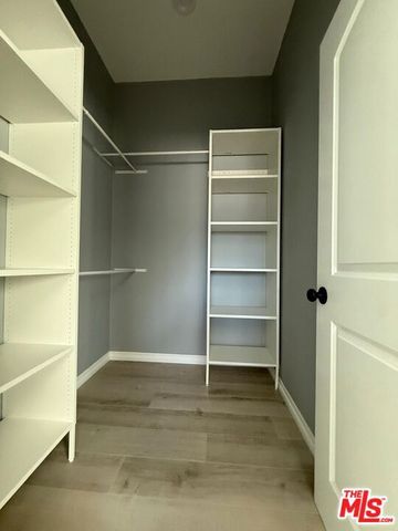15964 Gault Street, Los Angeles, CA 91406