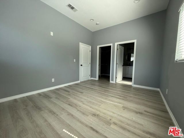 15964 Gault Street, Los Angeles, CA 91406