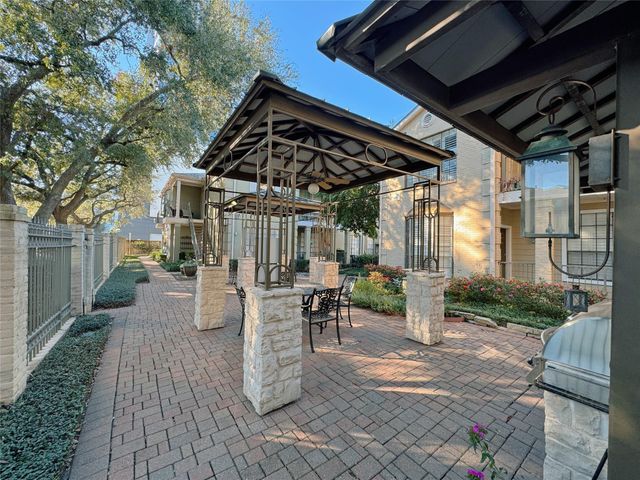 2700 Revere Street 140, Houston, TX 77098