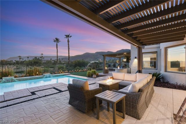 11305 Golden Chestnut Place, Las Vegas, NV 89135