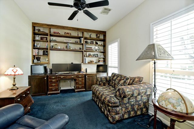 2720 Loyaga DR, Round Rock, TX 78681