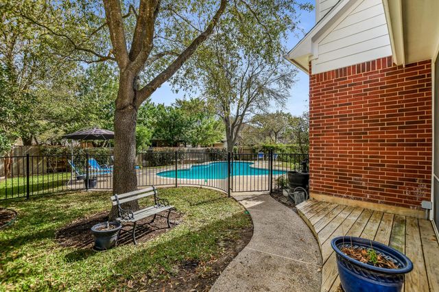 2720 Loyaga DR, Round Rock, TX 78681