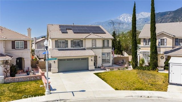 5324 Buckskin Drive, Fontana, CA 92336
