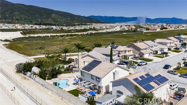 5324 Buckskin Drive, Fontana, CA 92336