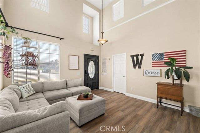 5324 Buckskin Drive, Fontana, CA 92336