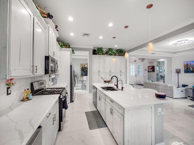 5857 Whippoorwill Circle, The Acreage, FL 33470