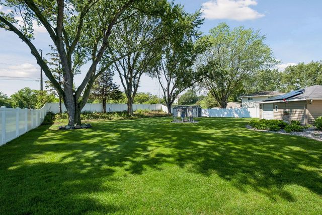 2134 Shale Lane, Eagan, MN 55122