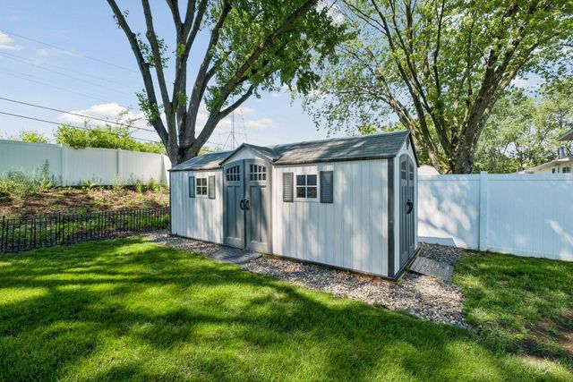 2134 Shale Lane, Eagan, MN 55122