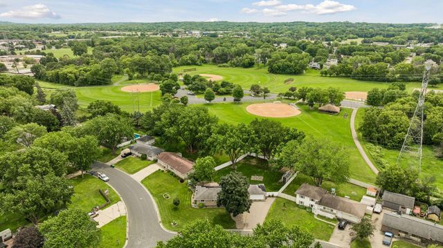 2134 Shale Lane, Eagan, MN 55122