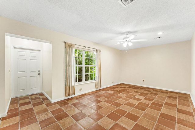 3150 Pinehurst Drive, Lake Worth, FL 33467