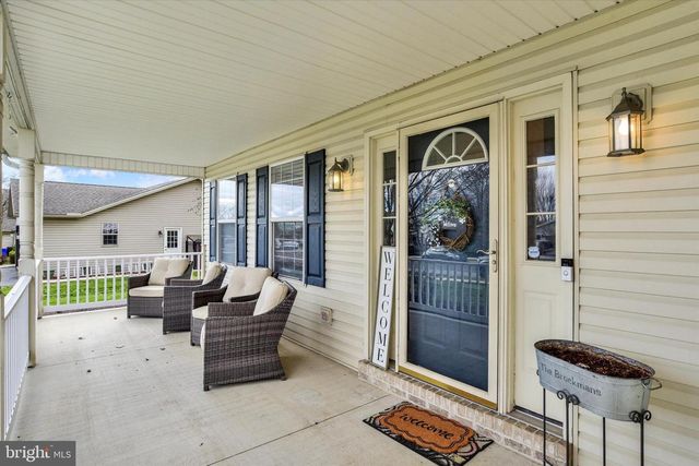 126 MARTEL CIR, Dillsburg, PA 17019