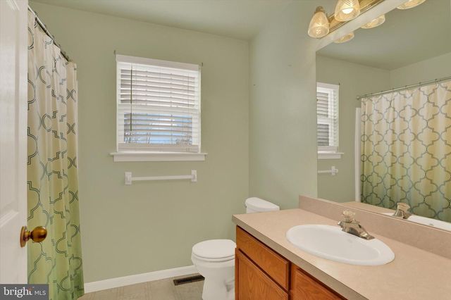 126 MARTEL CIR, Dillsburg, PA 17019