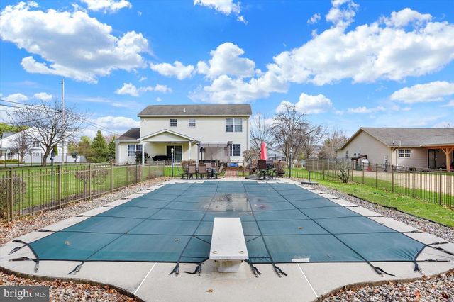126 MARTEL CIR, Dillsburg, PA 17019