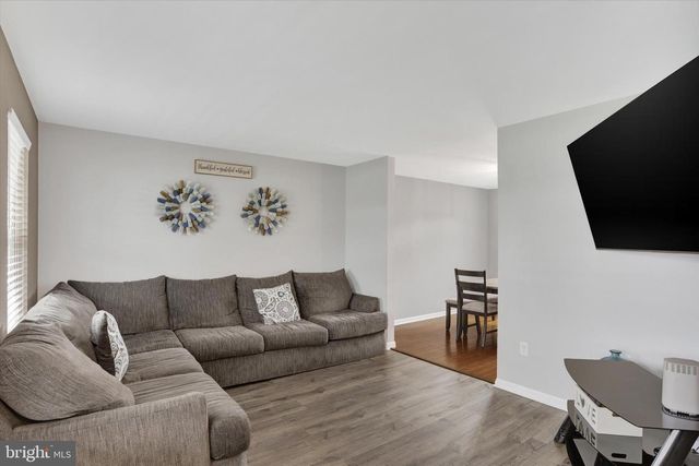 126 MARTEL CIR, Dillsburg, PA 17019