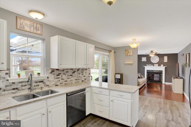 126 MARTEL CIR, Dillsburg, PA 17019