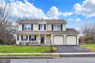 126 MARTEL CIR, Dillsburg, PA 17019