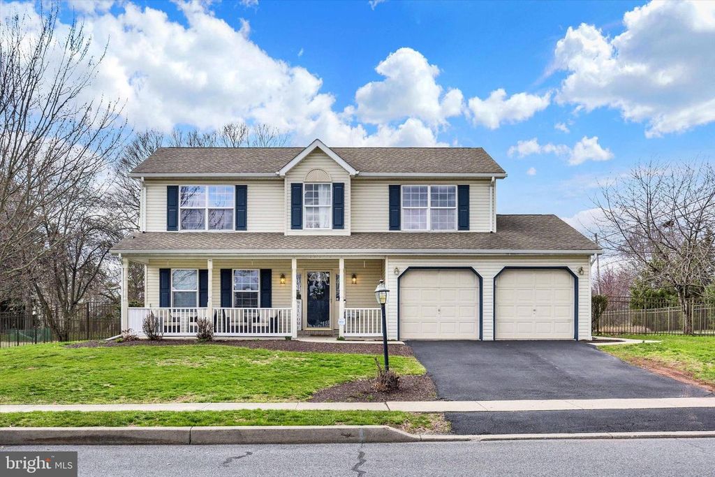 126 MARTEL CIR, Dillsburg, PA 17019