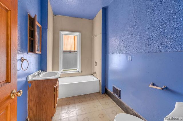 850 Montie Road, Lincoln Park, MI 48146