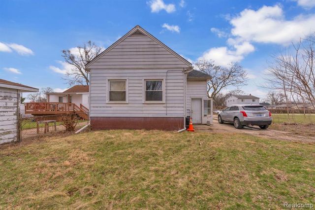 850 Montie Road, Lincoln Park, MI 48146