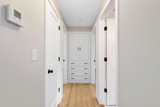 513 E MURRAY AVENUE, Appleton, WI 54915