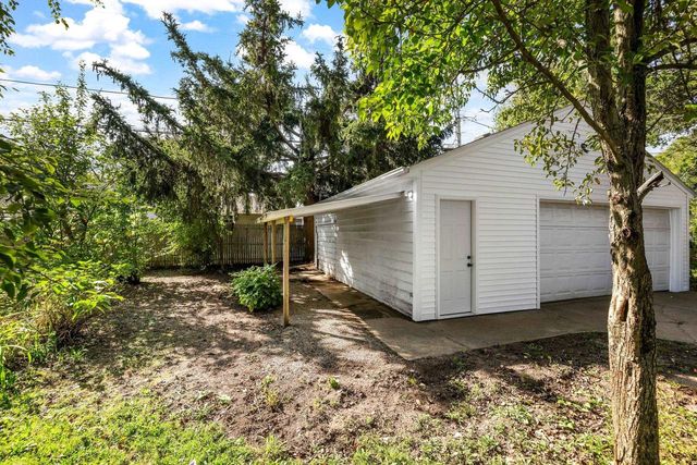 513 E MURRAY AVENUE, Appleton, WI 54915