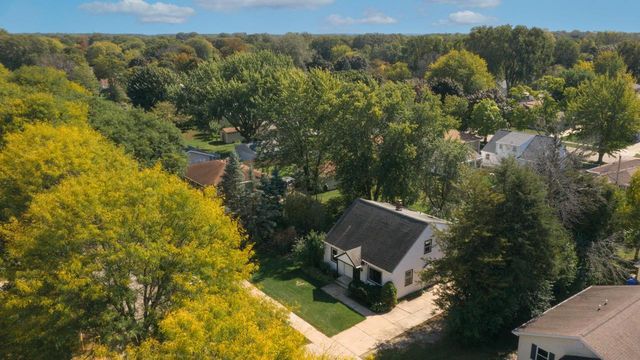 513 E MURRAY AVENUE, Appleton, WI 54915