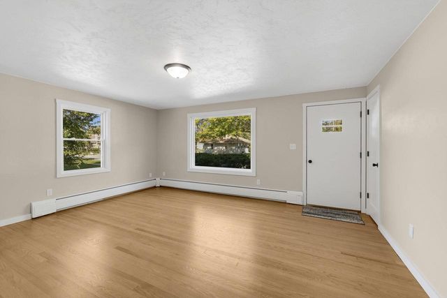 513 E MURRAY AVENUE, Appleton, WI 54915