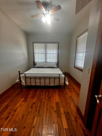 36091 Glove Drive, Glade Spring, VA 24340