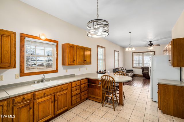 36091 Glove Drive, Glade Spring, VA 24340