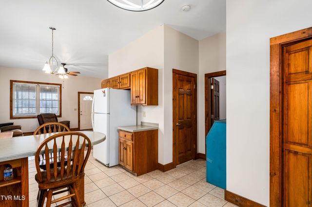 36091 Glove Drive, Glade Spring, VA 24340