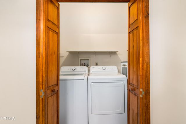 36091 Glove Drive, Glade Spring, VA 24340