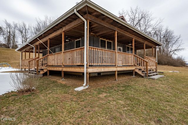 36091 Glove Drive, Glade Spring, VA 24340