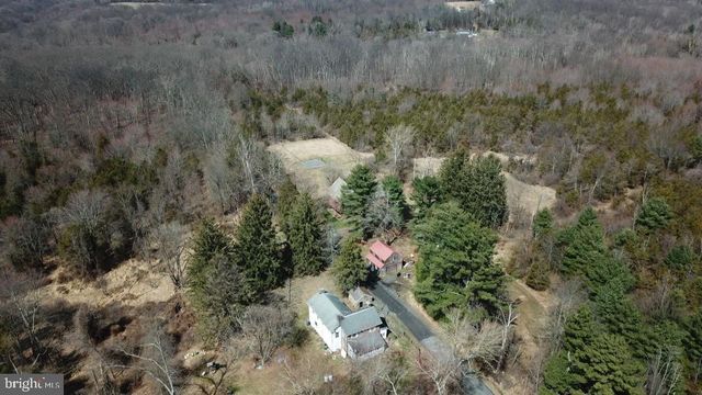 432 QUARRY RD, Ottsville, PA 18942