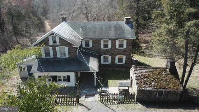 432 QUARRY RD, Ottsville, PA 18942