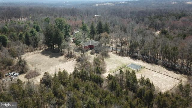 432 QUARRY RD, Ottsville, PA 18942