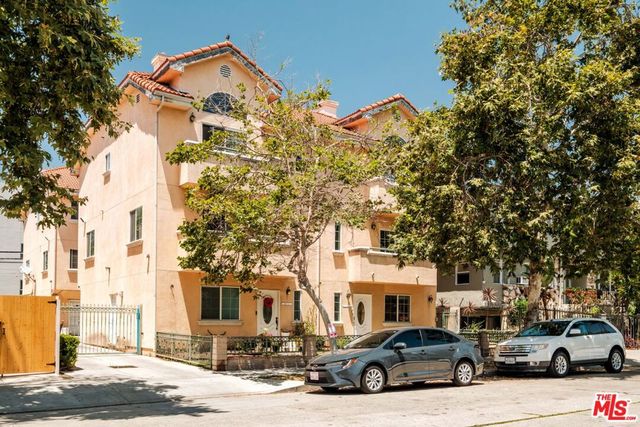 821 S Gramercy Place 2, Los Angeles, CA 90005