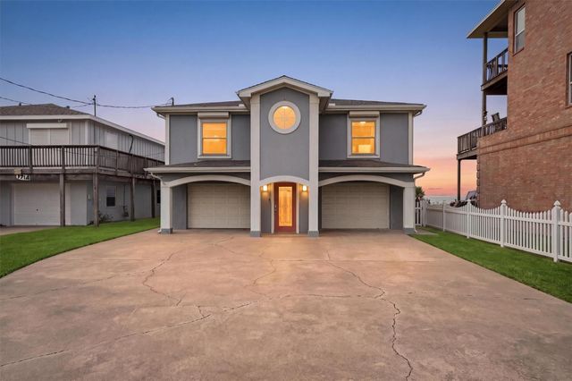 7712 Channelview Drive, Galveston, TX 77554