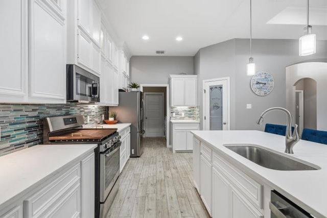 7961 Snake River DR, Corpus Christi, TX 78414