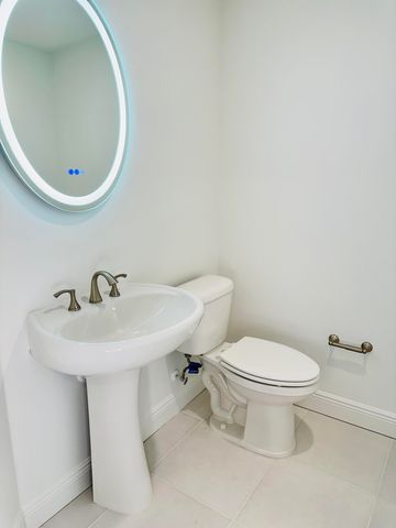 735 Pilot Lane, 814, Merritt Island, FL 32952