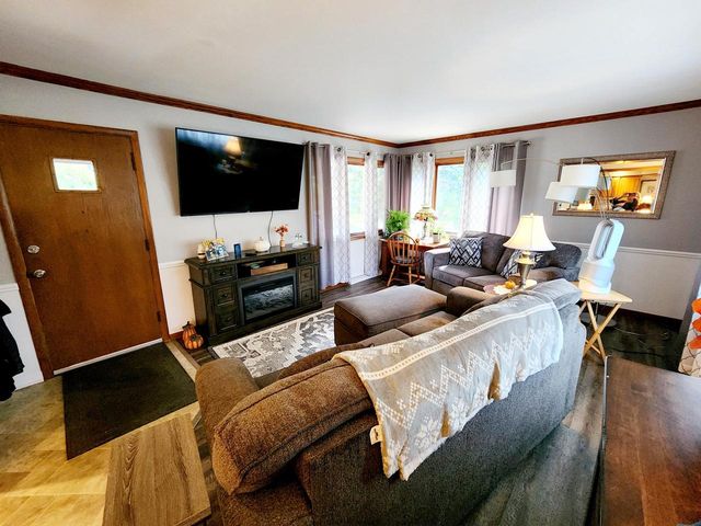 W145S7644 Durham DRIVE, Muskego, WI 53150