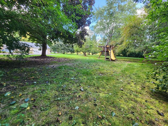 W145S7644 Durham DRIVE, Muskego, WI 53150