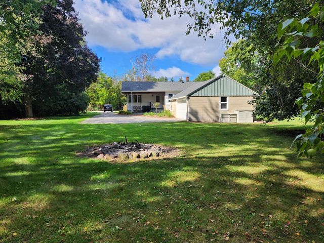 W145S7644 Durham DRIVE, Muskego, WI 53150