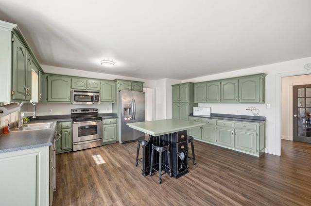 307 Brookgreen Drive, Berea, KY 40403